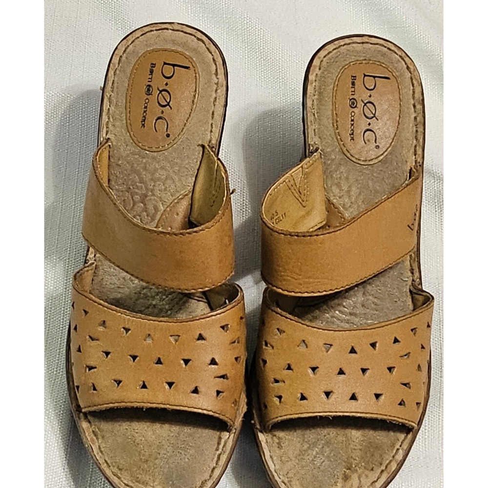 BOC BORN Leather Slip On Open Toe High Wedge Heel Sandals Sz 9 M/W C30002 CIL11